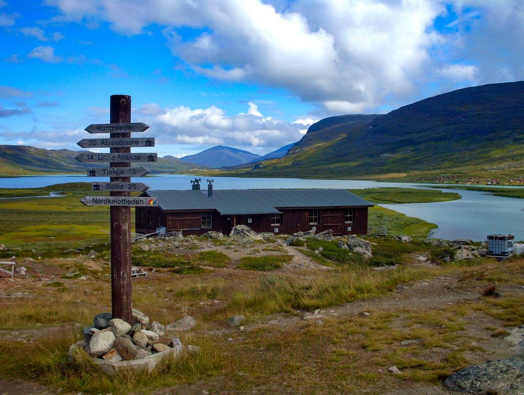 Chata Alesjaure na severní části Kungsleden