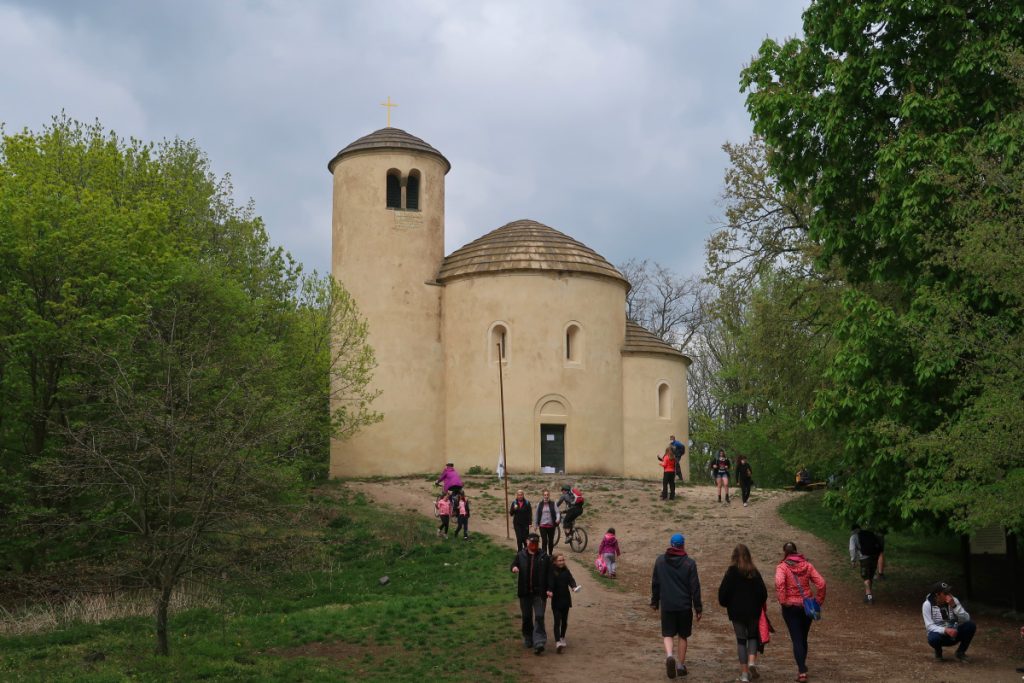 Poutní cesta Blaník Říp rotunda sv. Jiří