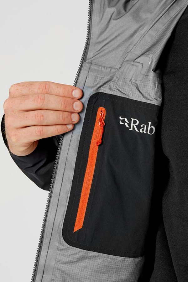 Rab_muztag-gtx-jacket_internal_pocket