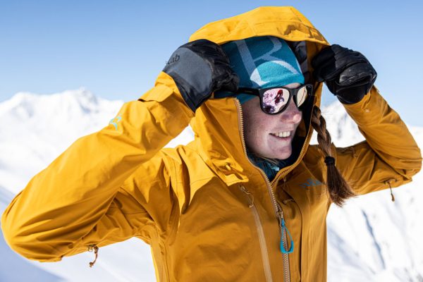 Skialpová bunda Rab Khroma Cirque nandávání kapuce