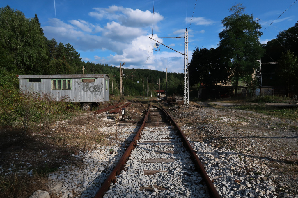 Krastec railway