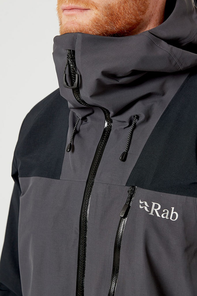 Pánská nepromokavá bunda Rab Ladakh GTX v sobě snoubí vysokou odolnost s výbornou prodyšností díky použité technologii Gore-Tex C-Knit.