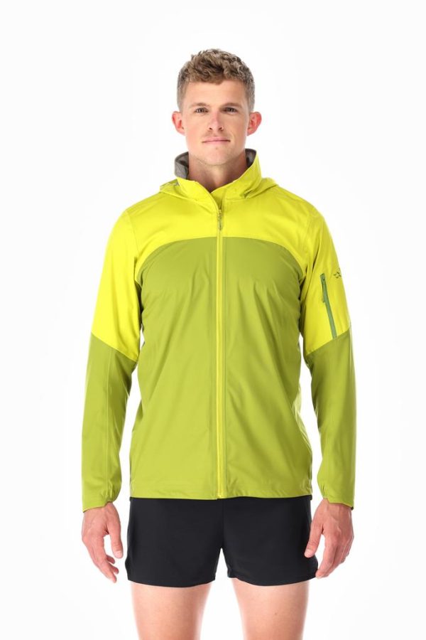 Rab_Kinetic_Ultra_Jacket_AspenGreen_na_modelu