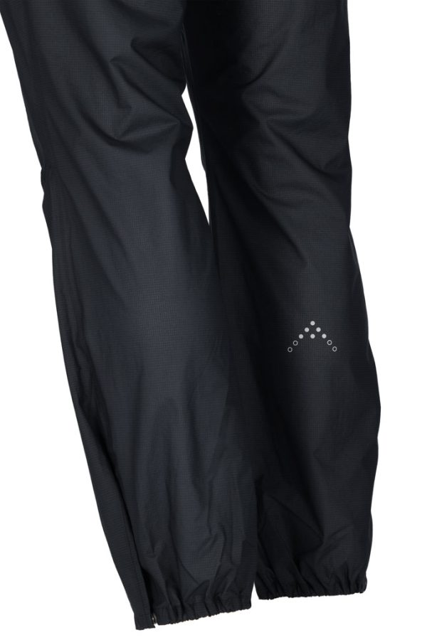 Bezpečnostní reflexní prvky u neprmokavých kalhot Rab Phantom