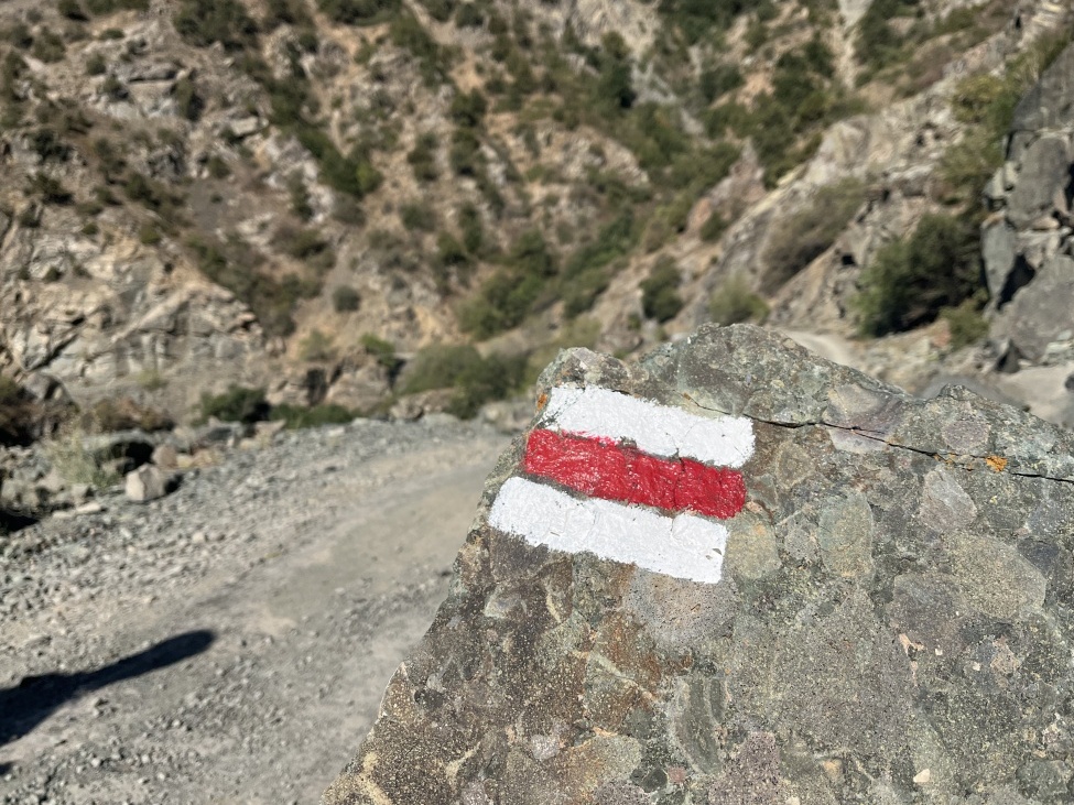 Transcaucasian Trail marking