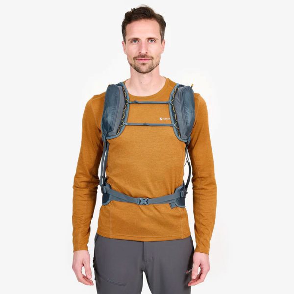 Ultralehký, nepromokavý batoh Montane Trailblazer LT 28 ideální pro jednodenní výlety, vyznavače fast and light a rychlých výstupů v horách.