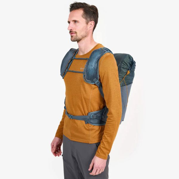Ultralehký, nepromokavý batoh Montane Trailblazer LT 28 ideální pro jednodenní výlety, vyznavače fast and light a rychlých výstupů v horách.