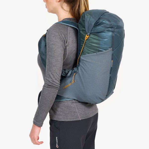 Ultralehký, nepromokavý batoh Montane Trailblazer LT 28 ideální pro jednodenní výlety, vyznavače fast and light a rychlých výstupů v horách.